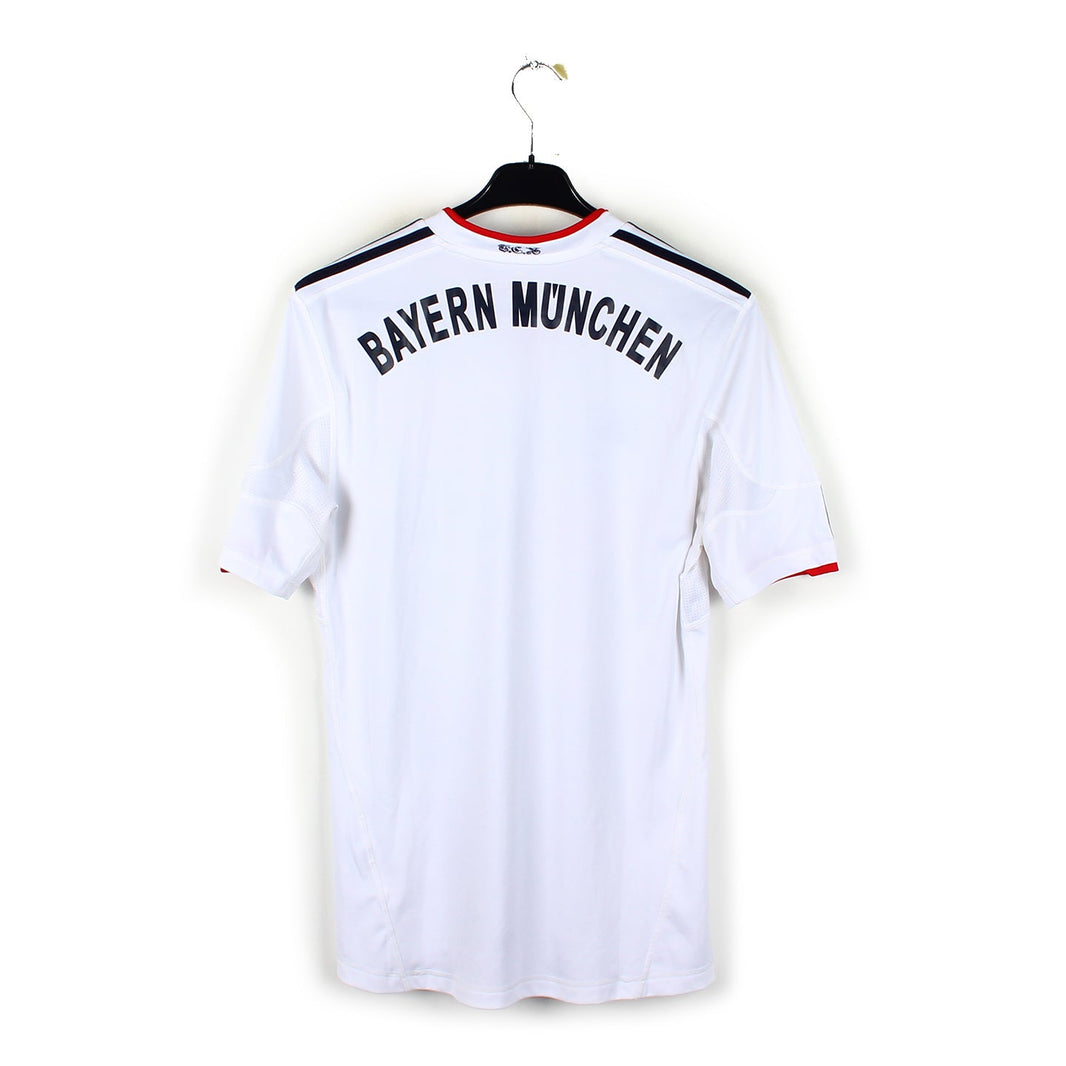 2010/11 - Bayern Munich (M)