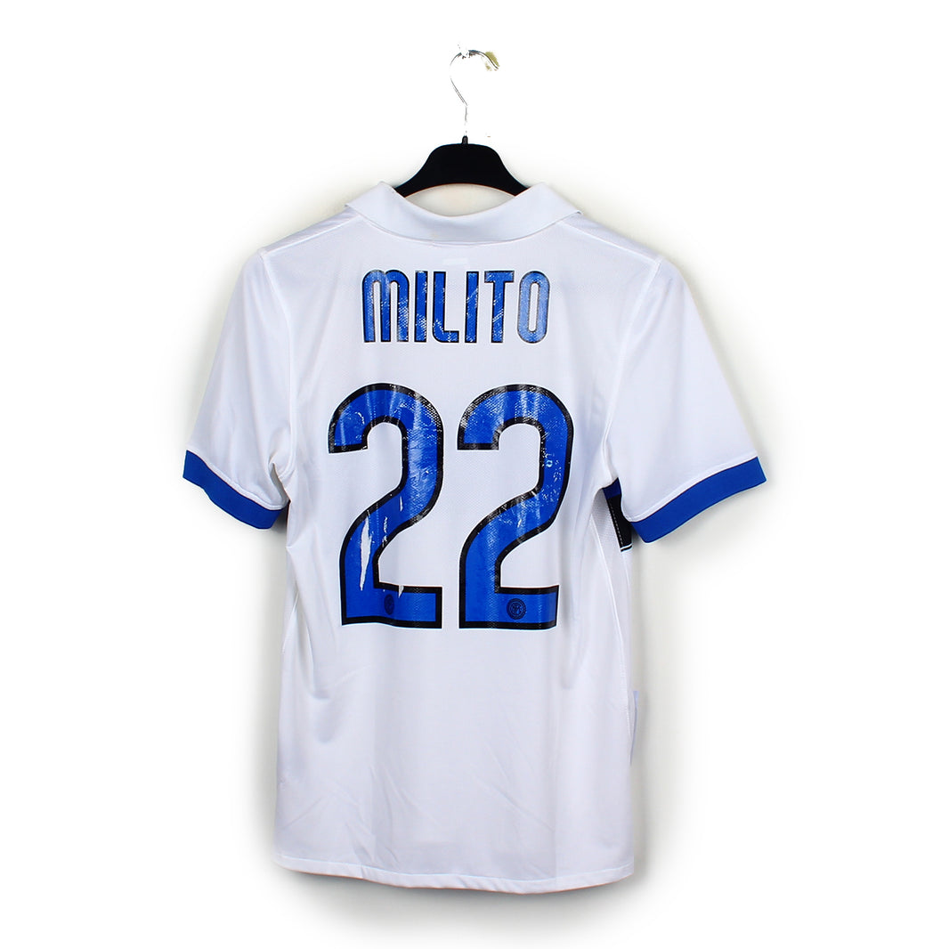 2009/10 - Inter Milan - Milito #22 (S)