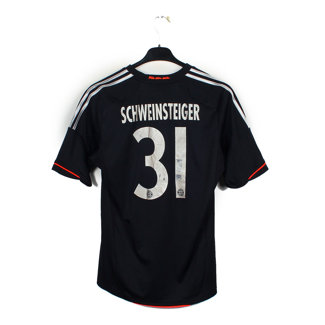 2012/13 - Bayern Munich - Schweinsteiger #31 (M)