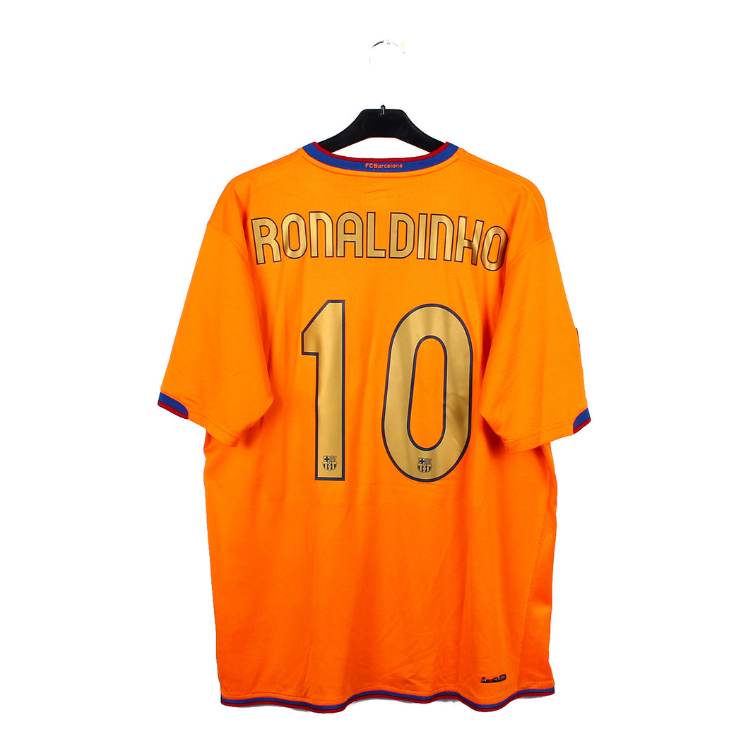 2006/08 - Barcelone - Ronaldinho #10 (L)