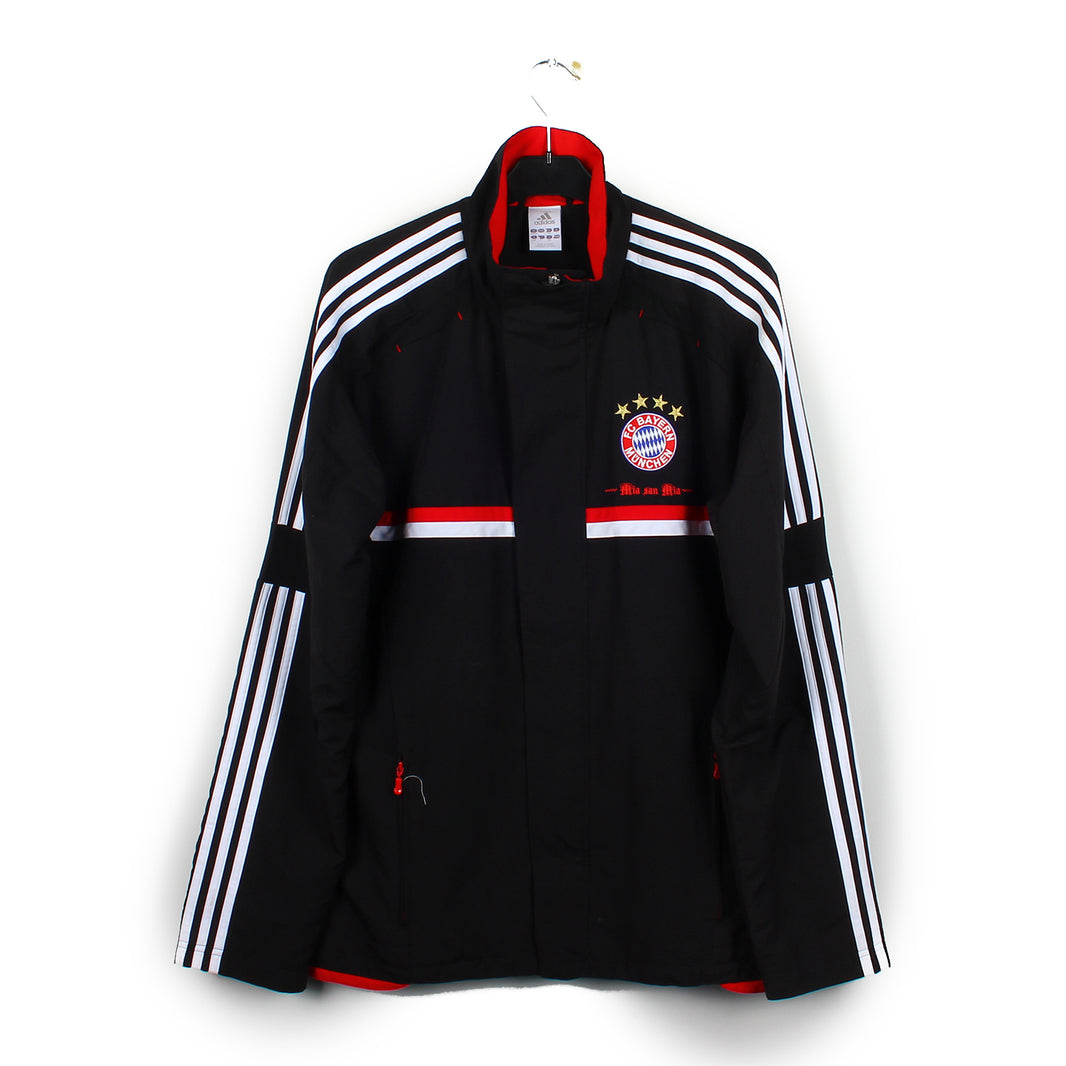 2011/12 - Bayern Munich (L)