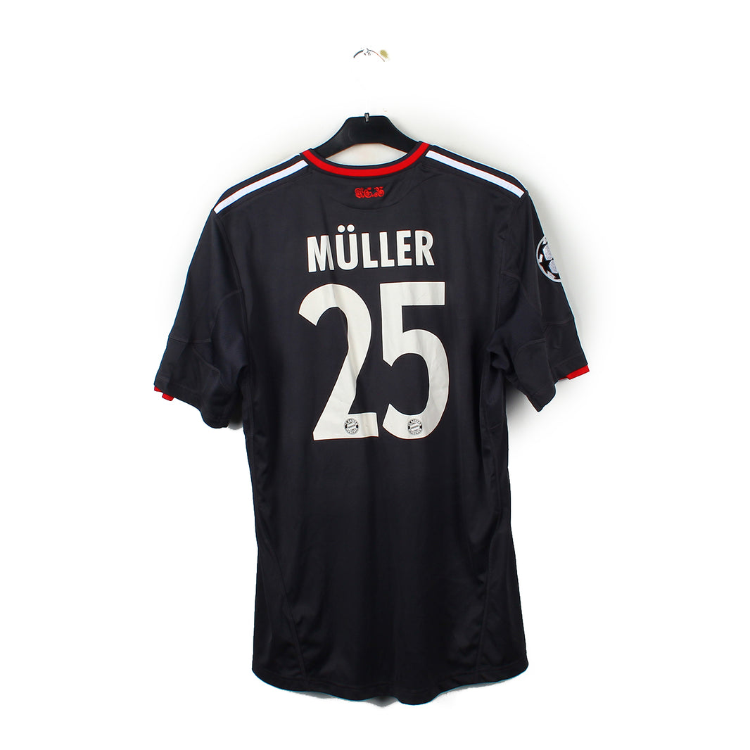 2010/11 - Bayern Munich - Müller #25 (L)