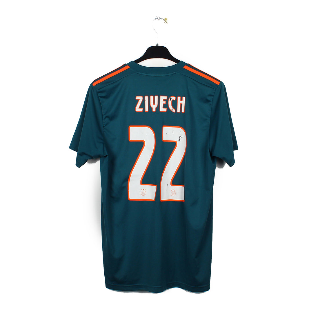 2019/20 - Ajax Amsterdam - Ziyech #22 (L)