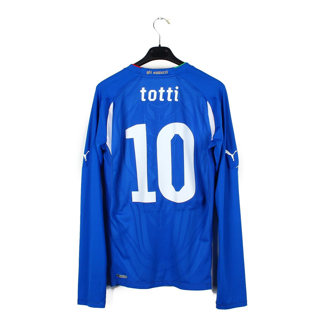 2010/12 - Italie - Totti #10 (L)