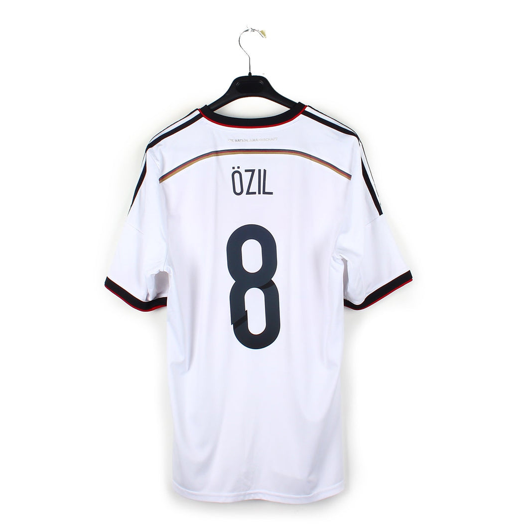 2014 - Allemagne - Özil #8 (L)