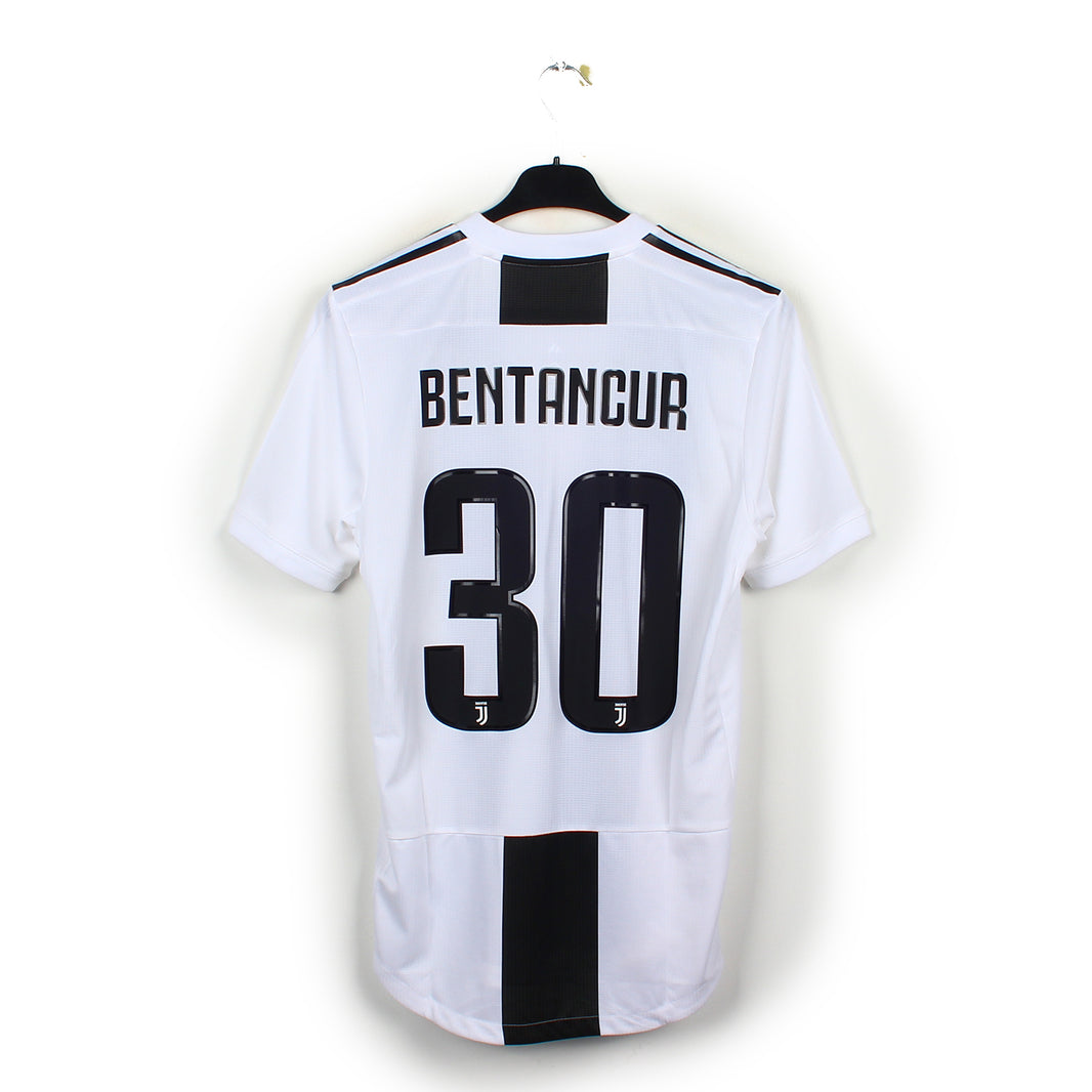 2018/19 - Juventus - Bentancur #30 (M) [stock pro]