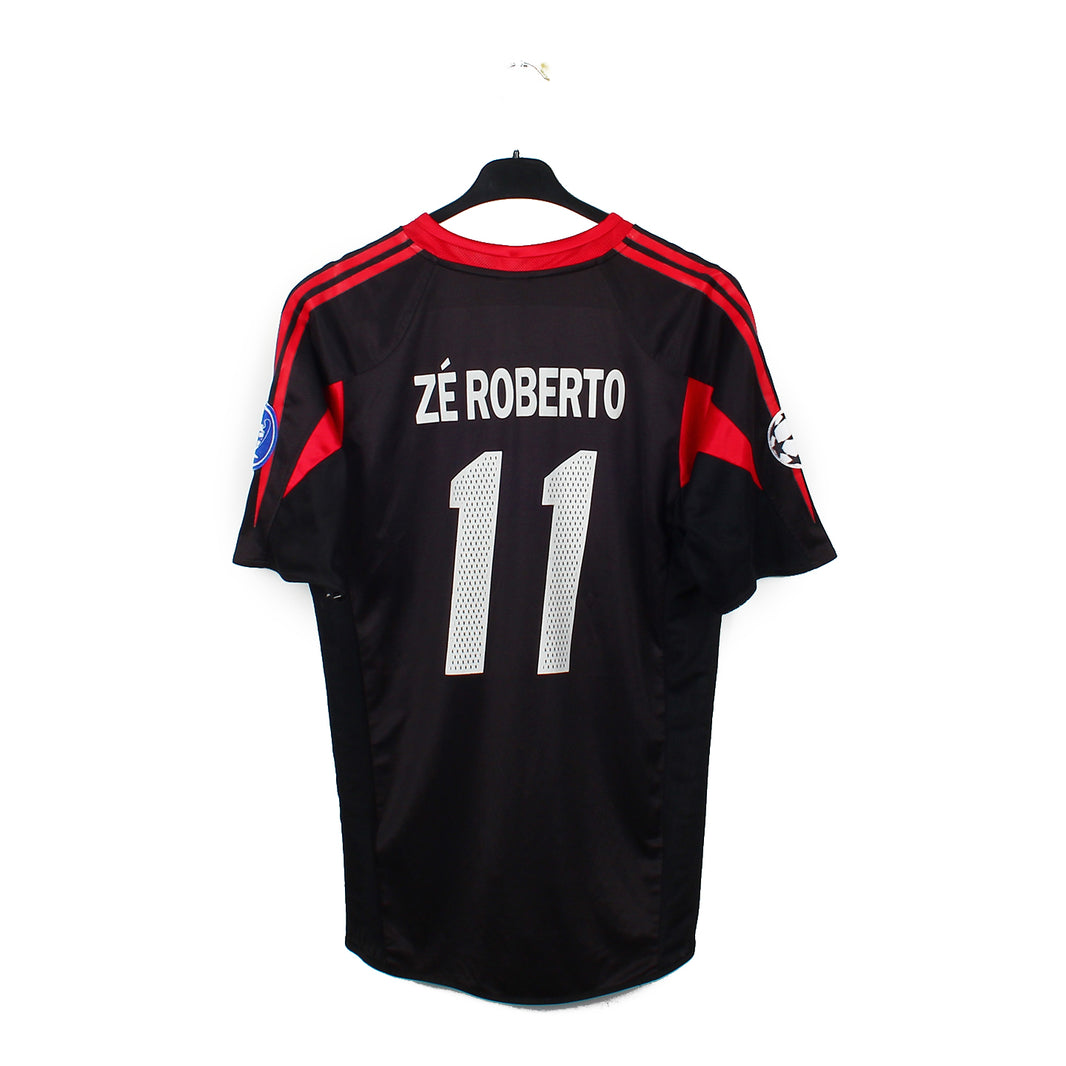 2004/05 - Bayern Munich - Zé Roberto #11 (M)