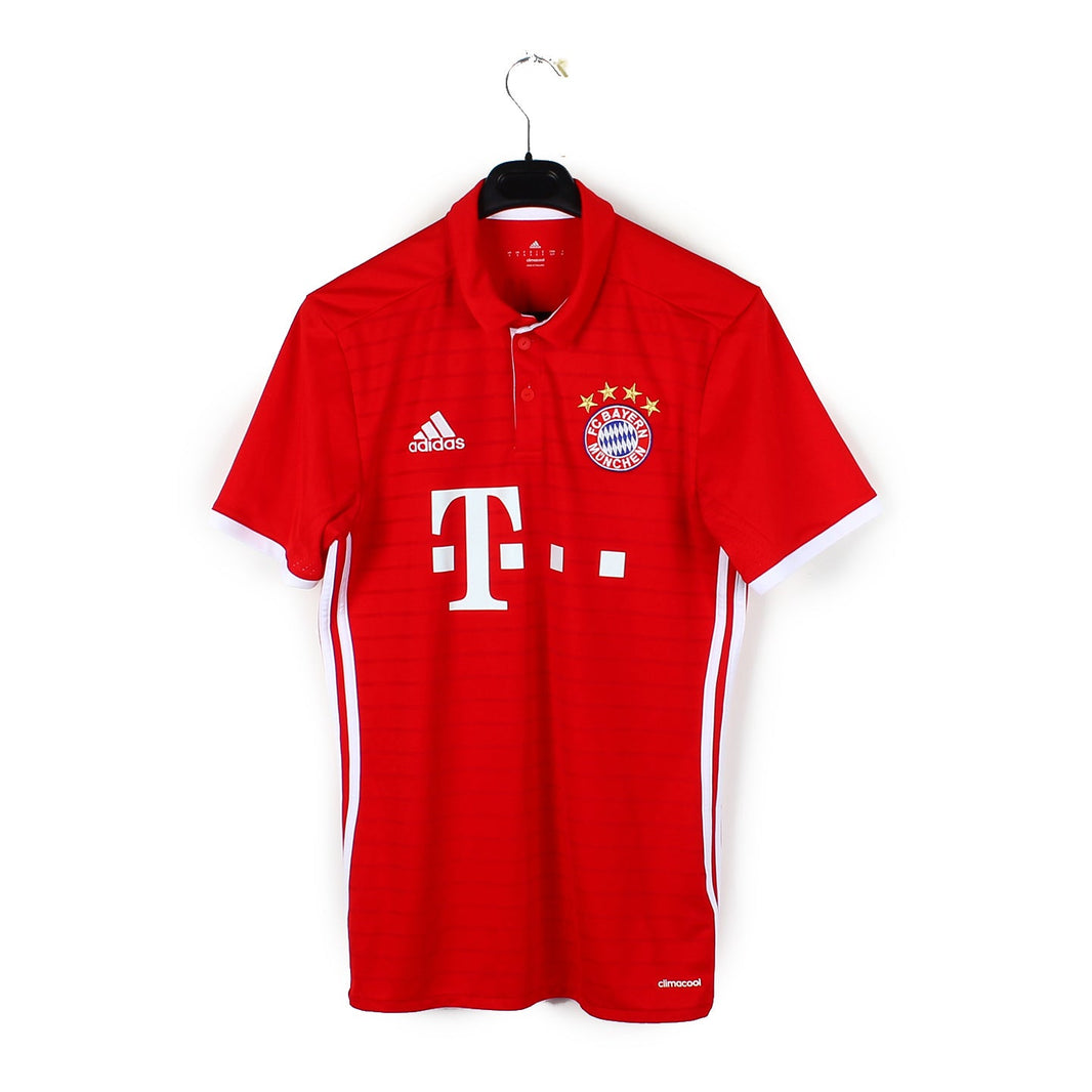 2016/17 - Bayern Munich - Lewandowski #9 (L)