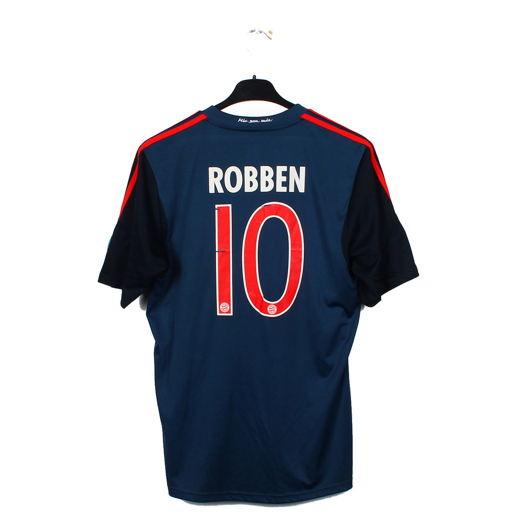 2013/14 - Bayern Munich - Robben #10 (L)