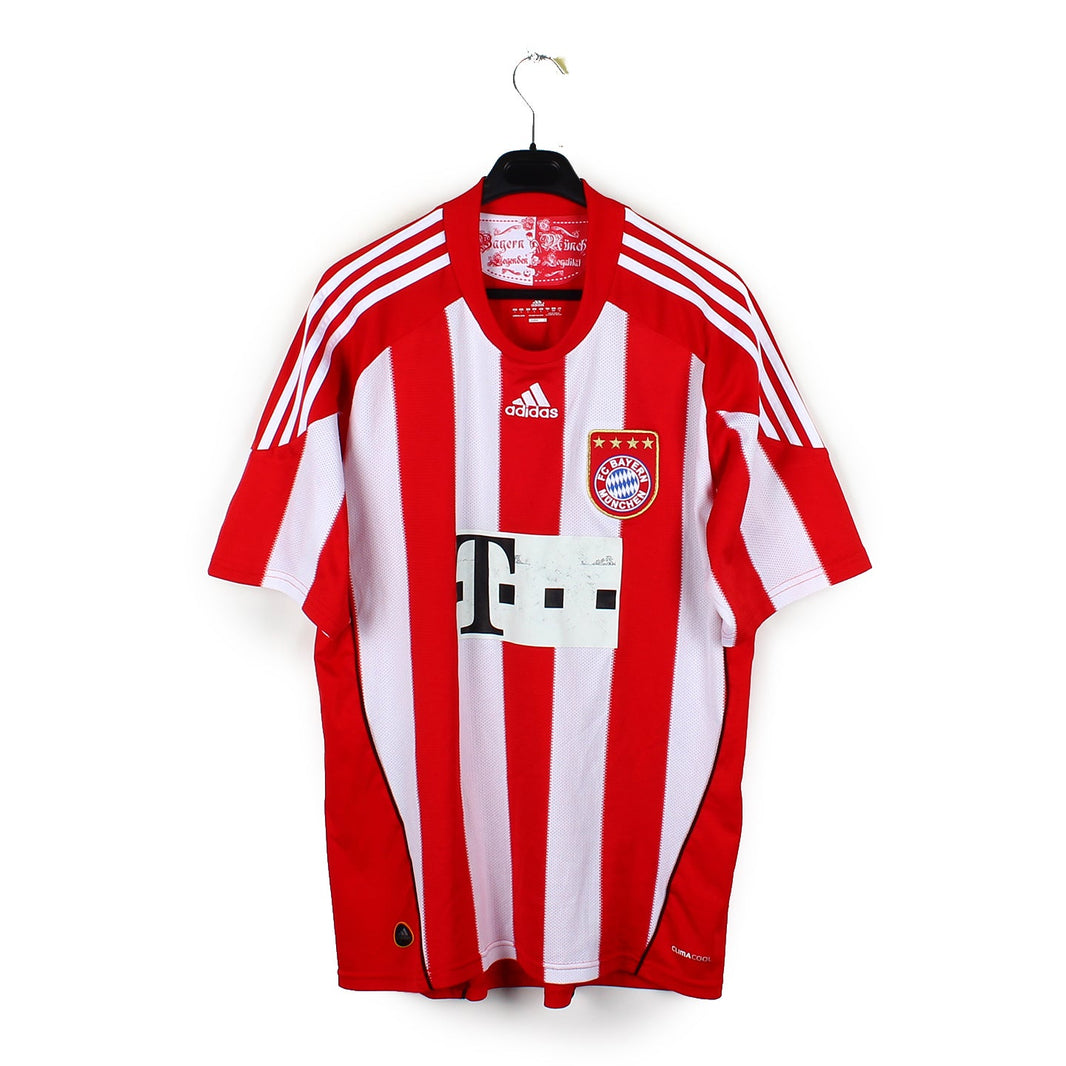 2010/11 - Bayern Munich - Robben #10 (M)