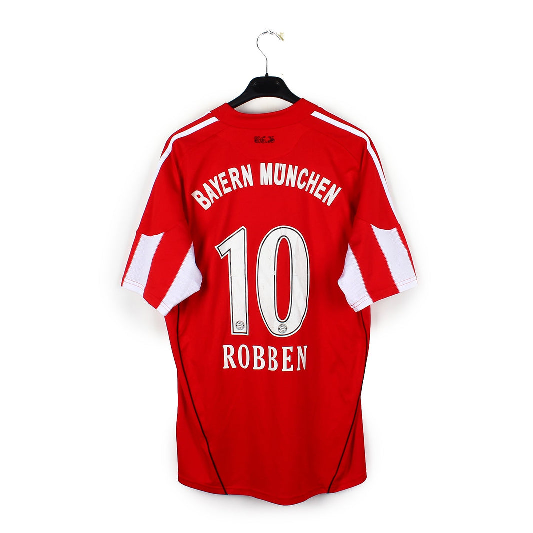 2010/11 - Bayern Munich - Robben #10 (M)