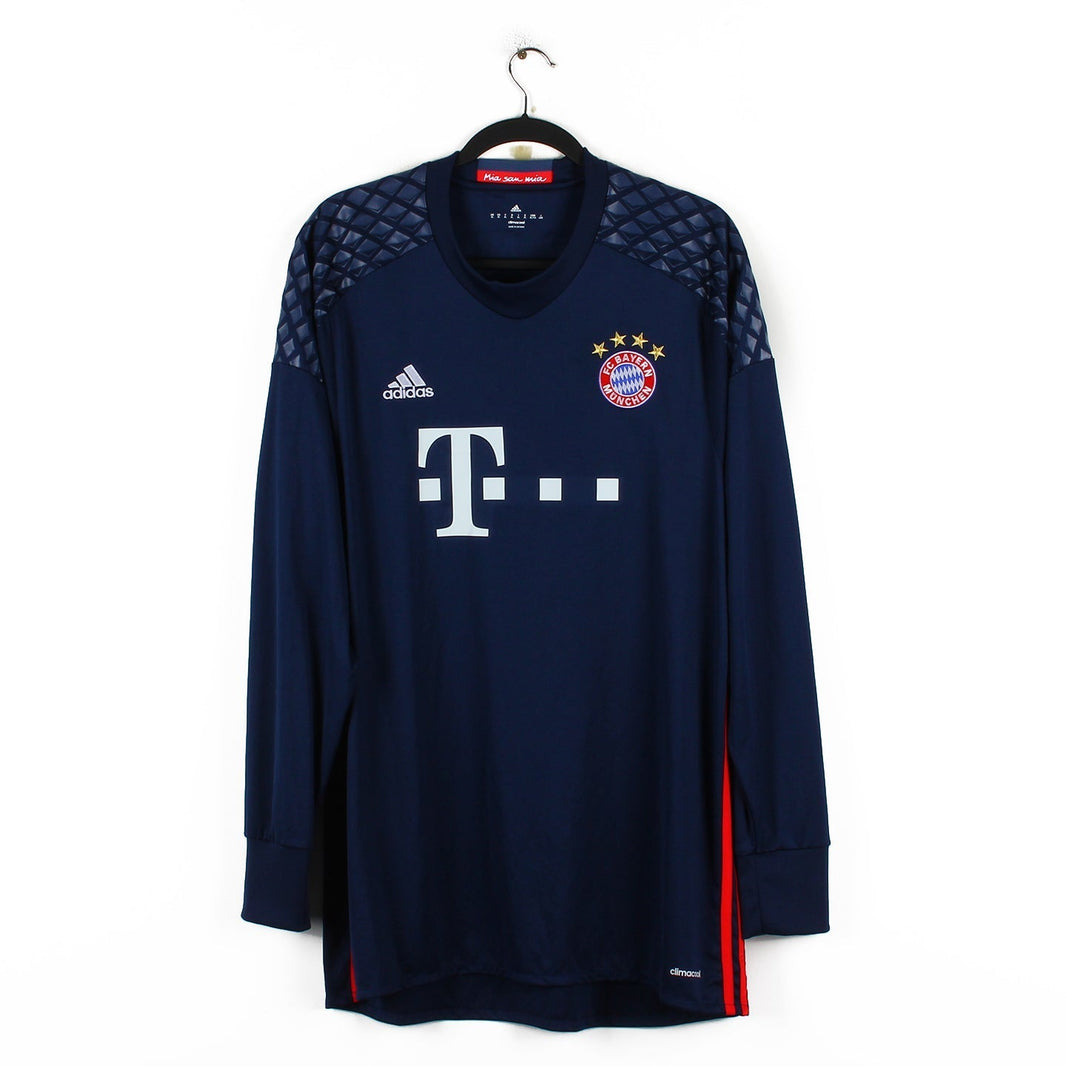 2016/17 - Bayern Munich (M)