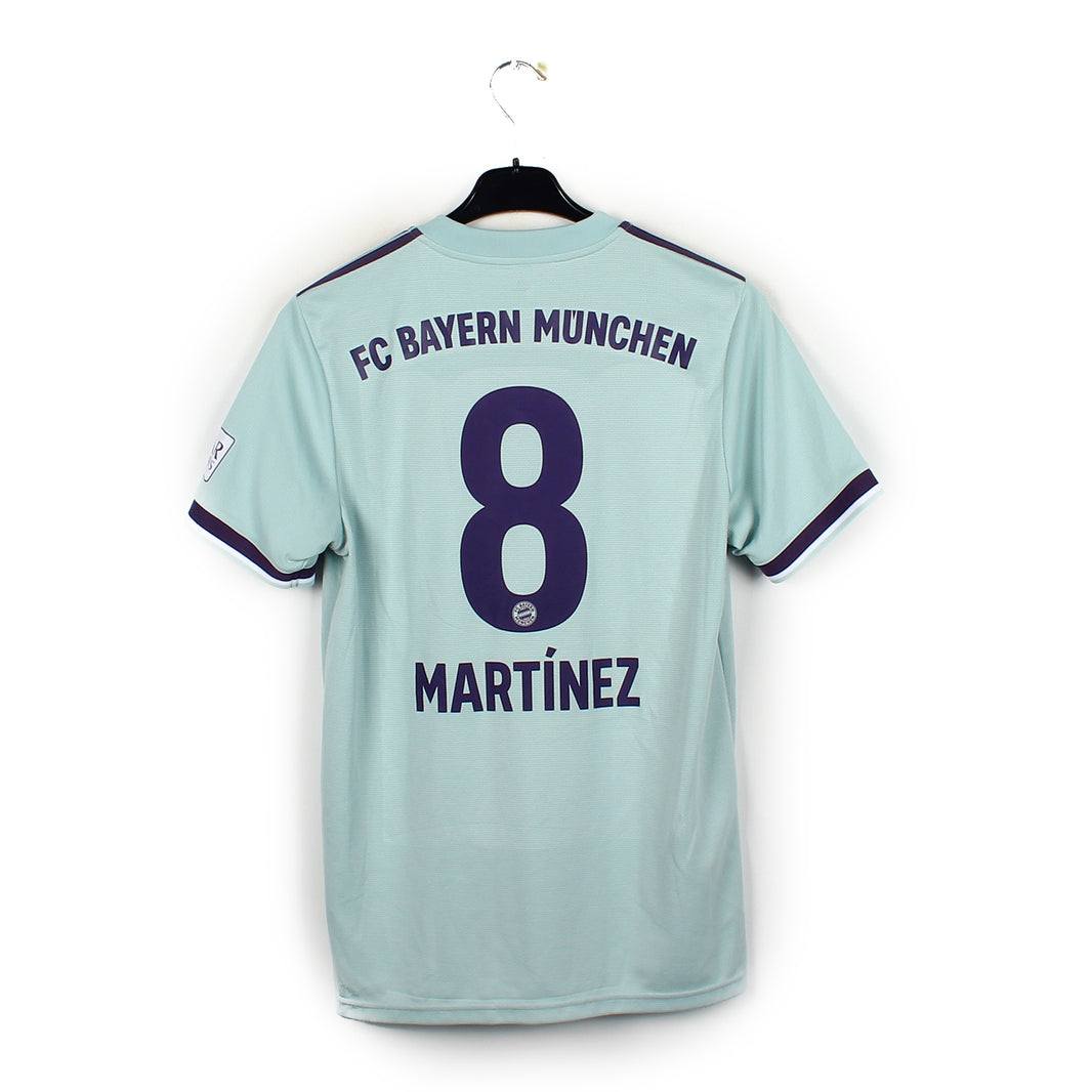 2018/19 - Bayern Munich - Martinez #8 (M)