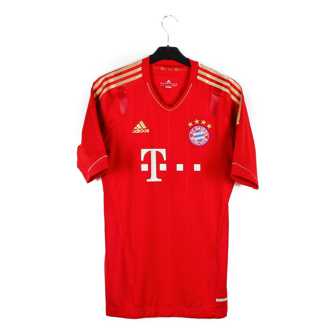 2011/13 - Bayern Munich (L) [pro]