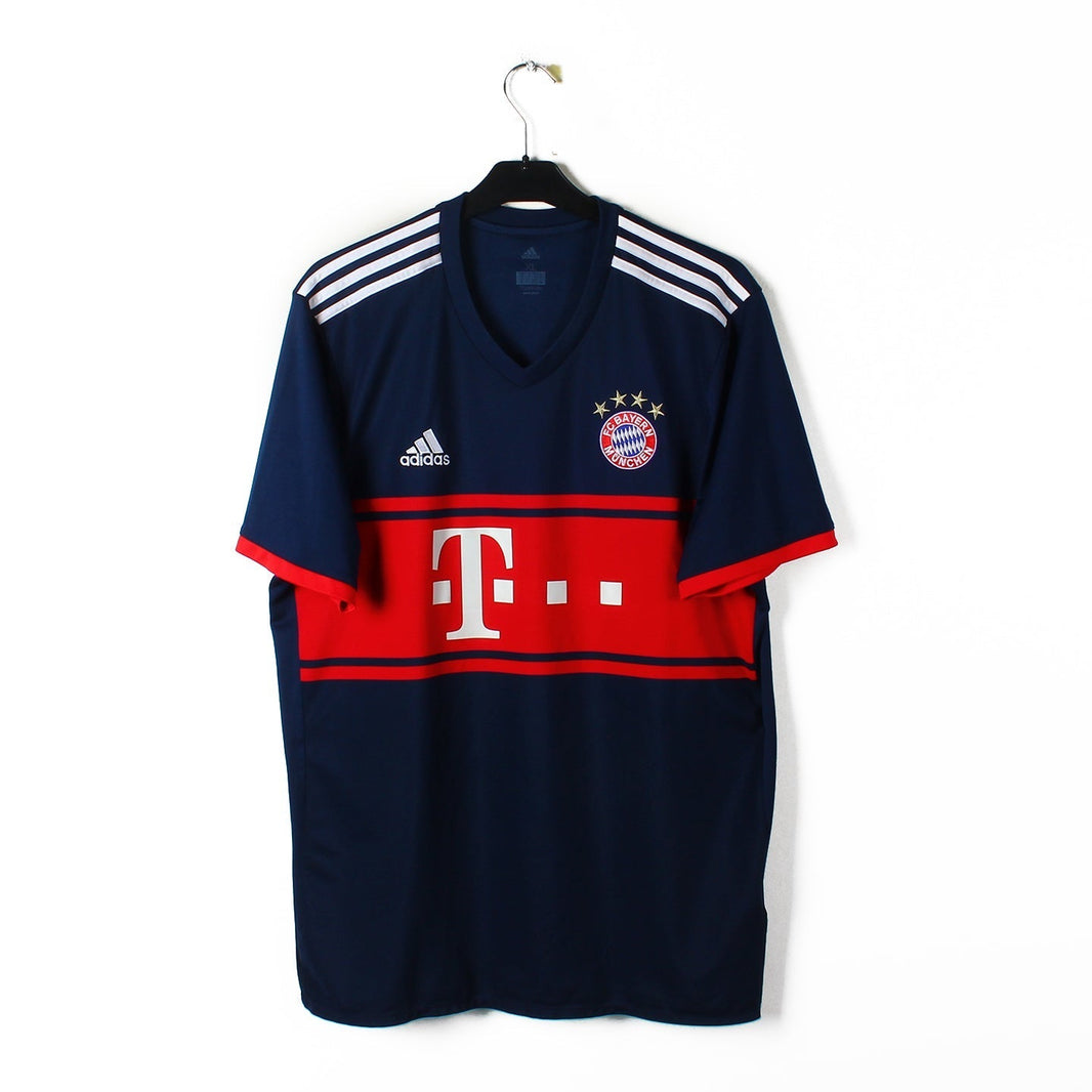 2017/18 - Bayern Munich (L)