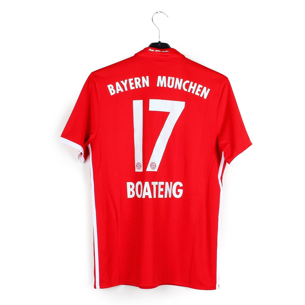 2016/17 - Bayern Munich - Boateng #17 (L)