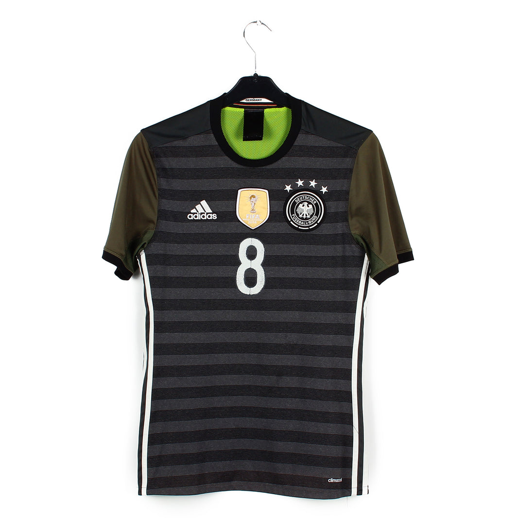 2015/17 - Allemagne - Kroos #8 (M)