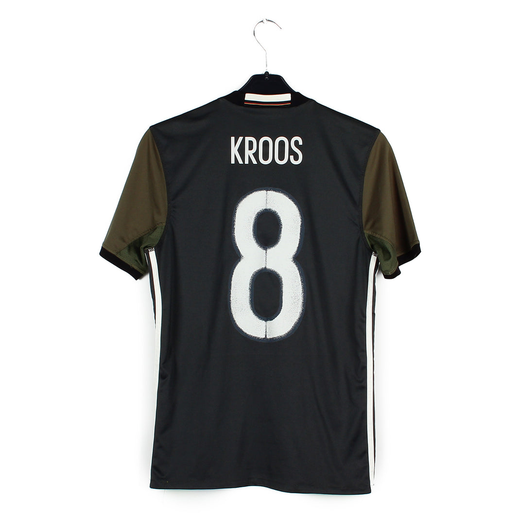 2015/17 - Allemagne - Kroos #8 (M)