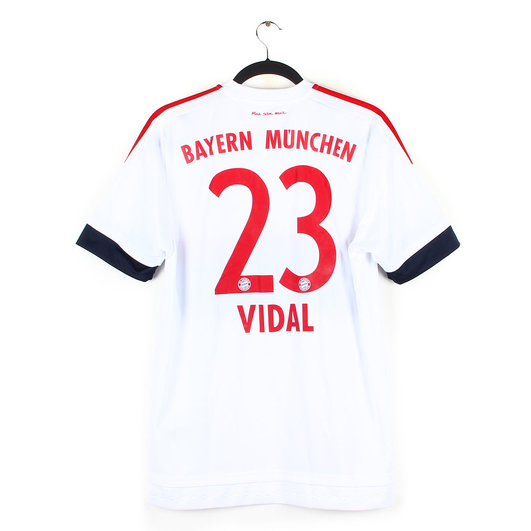 2015/16 - Bayern Munich - Vidal #23 (S)