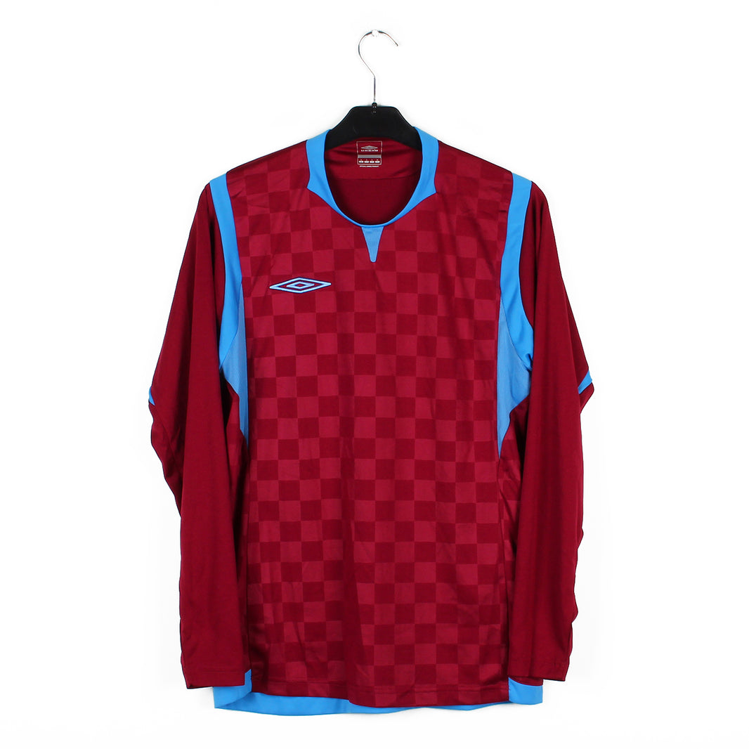 2010 - Umbro Template - West Ham (S)