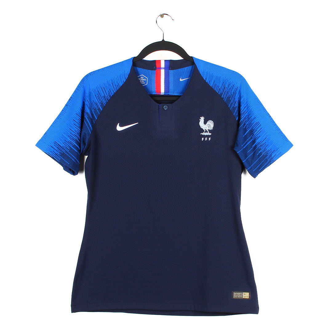 2018 - Equipe de France #8 (M femme) [stock pro]