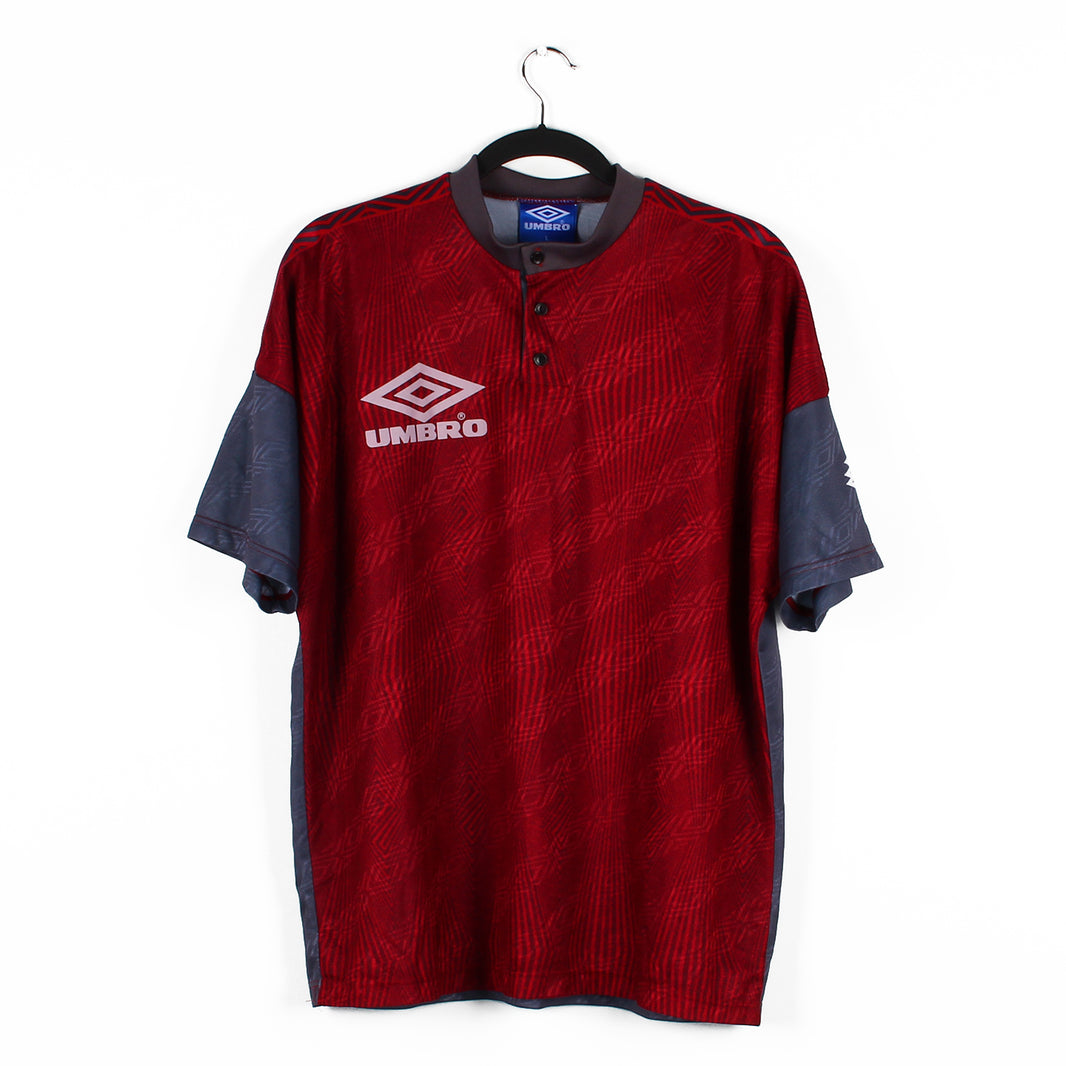 1996 - Umbro Template (L)